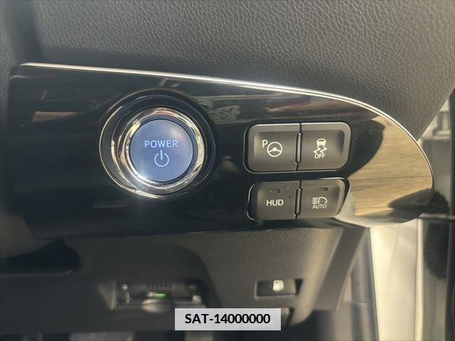 Toyota PRIUS 2017-11 366446-5