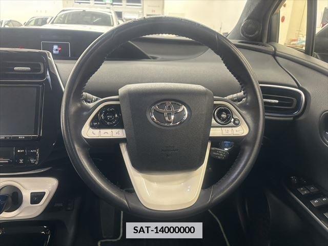 Toyota PRIUS 2017-11 366446-9