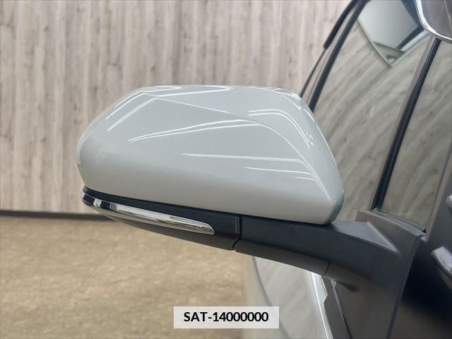 Toyota PRIUS 2017-11 366446-22