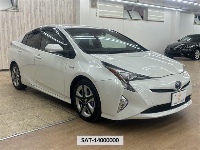 Toyota PRIUS 2017-11 366446-13
