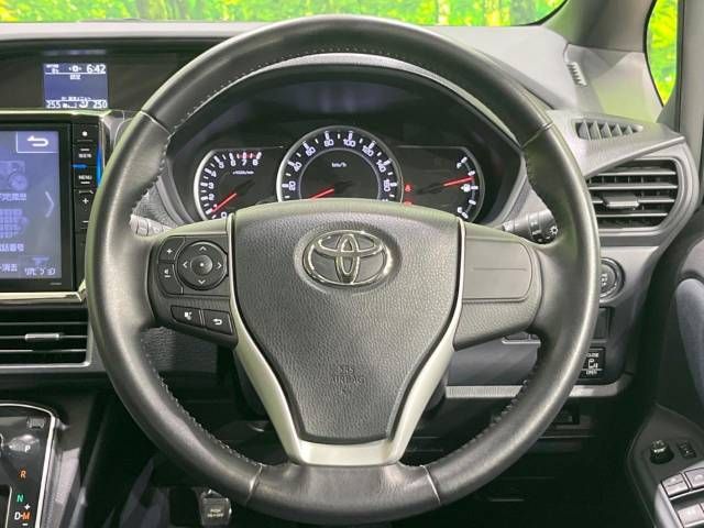 Toyota VOXY 2014-09 190989-11