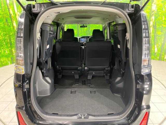 Toyota VOXY 2014-09 190989-10