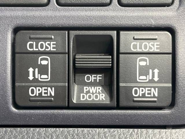 Toyota VOXY 2014-09 190989-3
