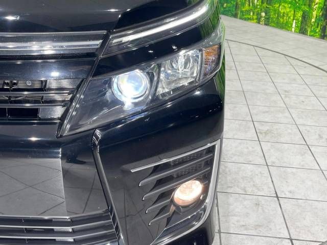 Toyota VOXY 2014-09 190989-12