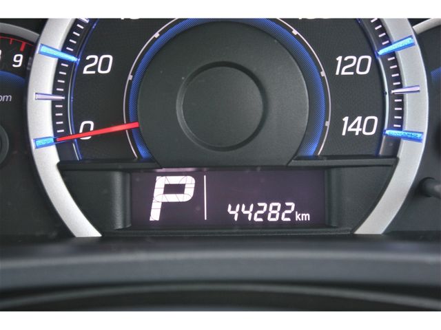 Suzuki WAGON R 2014-02 23205-19