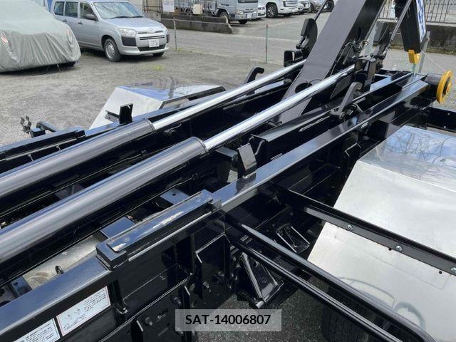 Hino RANGER 2007-12 282656-7
