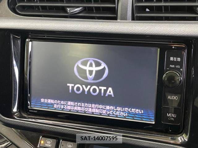 Toyota AQUA 2015-05 240296-2