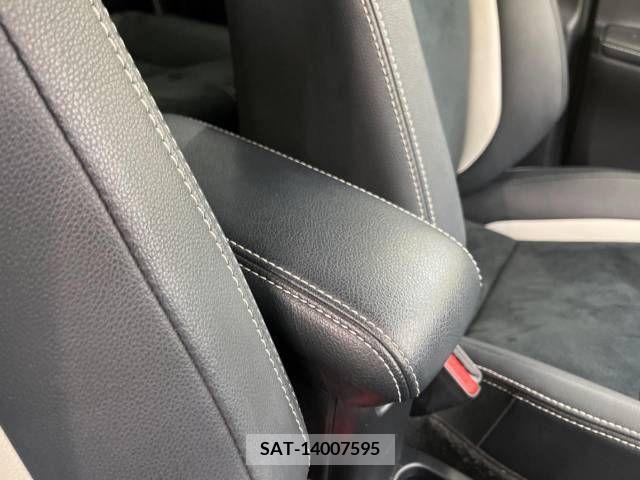 Toyota AQUA 2015-05 240296-7