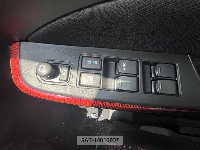 Suzuki SWIFT 2023-11 369052-6