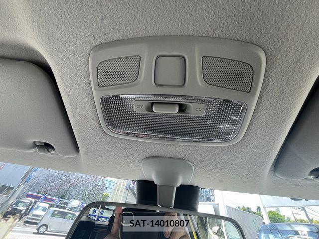 Suzuki SWIFT 2023-11 369052-15