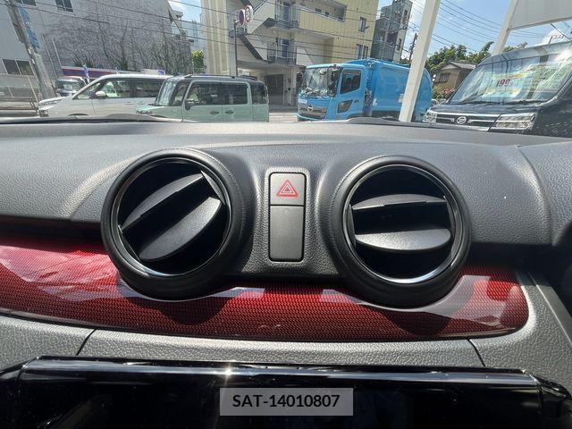 Suzuki SWIFT 2023-11 369052-13
