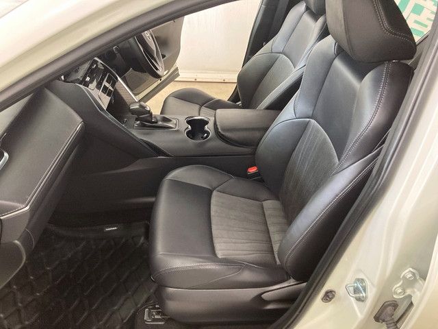 Toyota HARRIER HYBRID 2022-07 27329-13