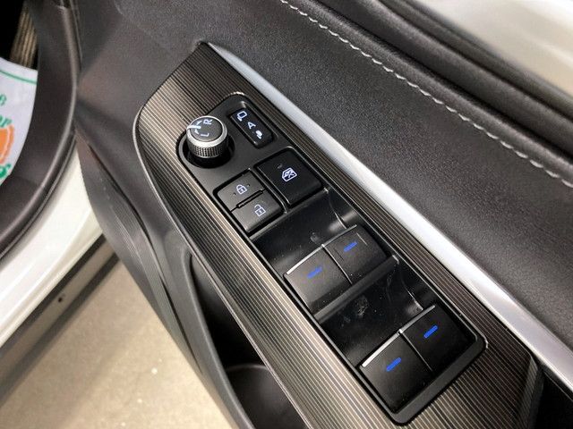 Toyota HARRIER HYBRID 2022-07 27329-19