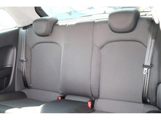 Audi A1 2015-11 182633-12