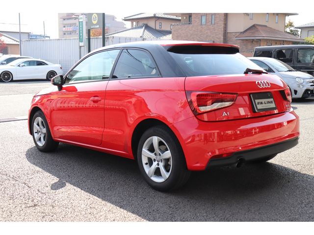Audi A1 2015-11 182633-7