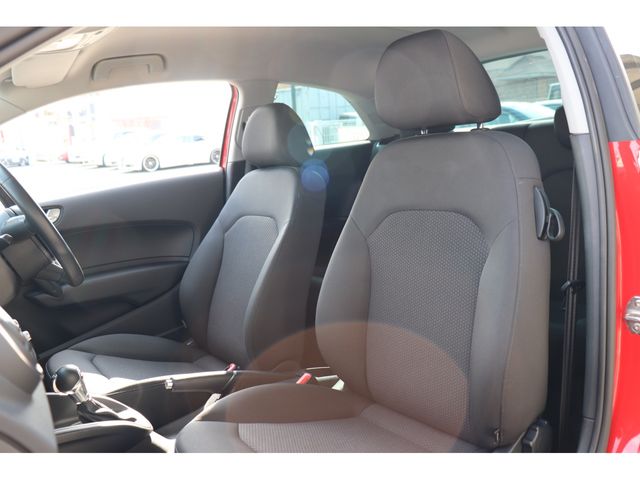 Audi A1 2015-11 182633-11