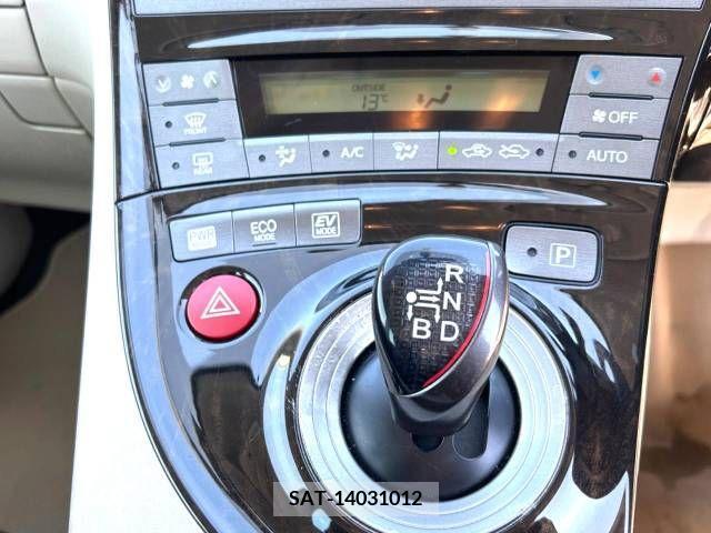 Toyota PRIUS 2013-12 283108-6