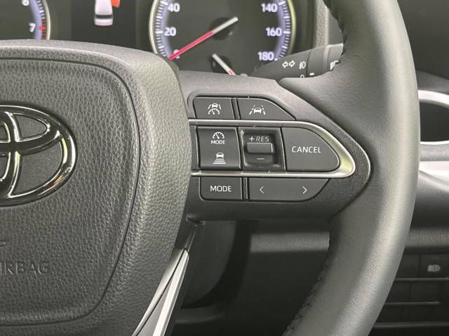 Toyota NOAH 2023-07 194880-5