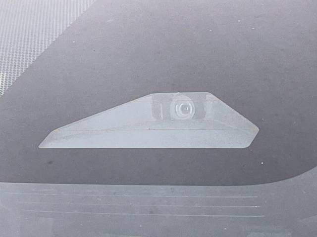 Toyota NOAH 2023-07 194880-4