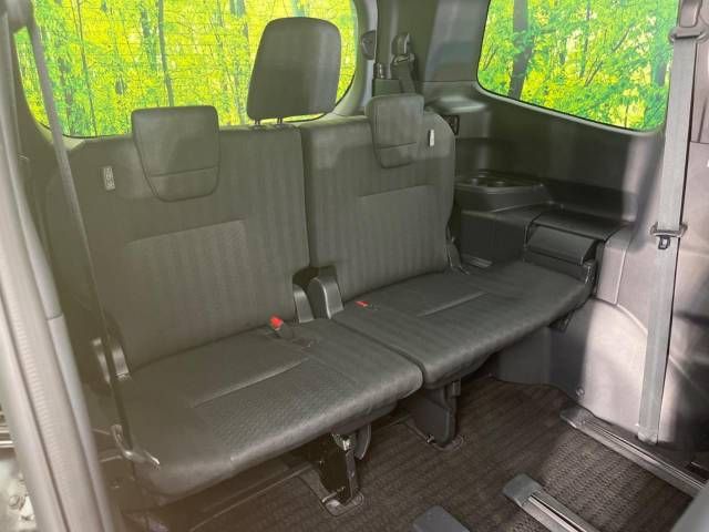 Toyota NOAH 2023-07 194880-10