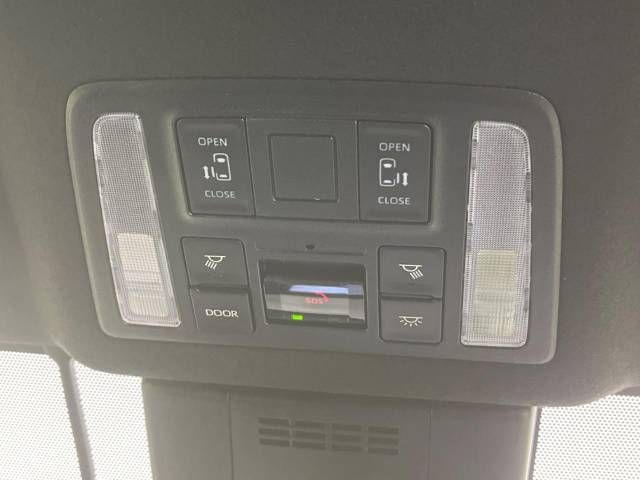 Toyota NOAH 2023-07 194880-3