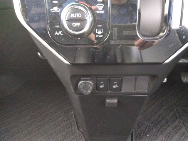Toyota ROOMY 2017-06 184288-5