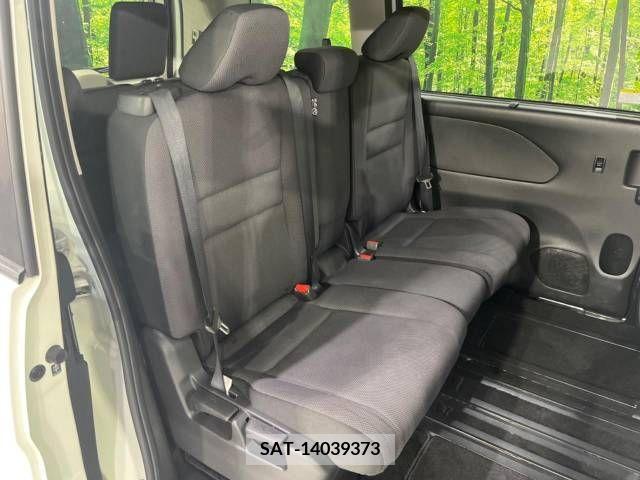 Nissan SERENA 2016-09 367633-9