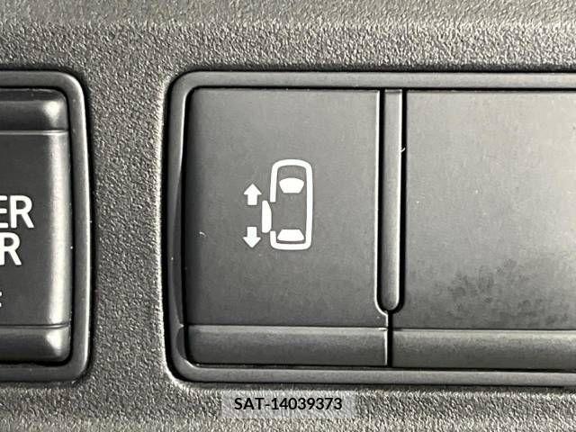 Nissan SERENA 2016-09 367633-4