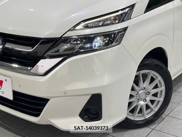 Nissan SERENA 2016-09 367633-13