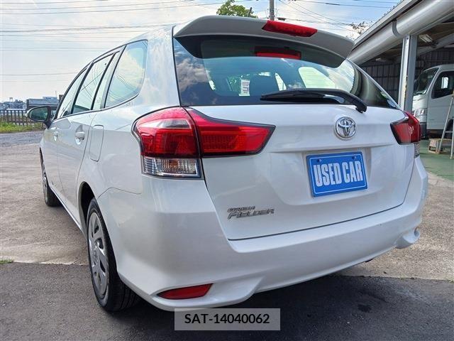 Toyota COROLLA FIELDER 2018-06 328311-1