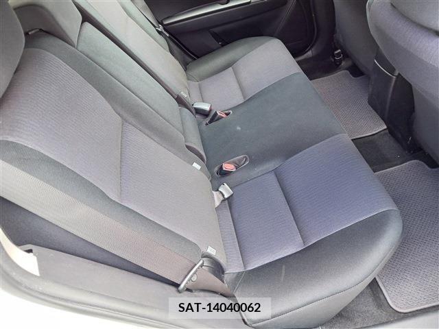 Toyota COROLLA FIELDER 2018-06 328311-11