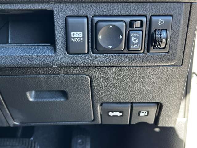 Nissan TIIDA 2010-12 185830-15