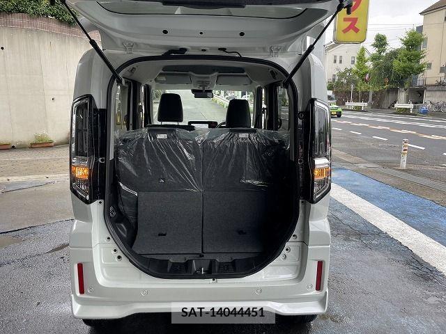 Suzuki SPACIA 2023-12 340376-25