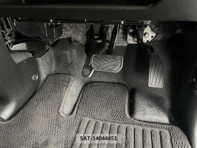 Suzuki SPACIA 2023-12 340376-29