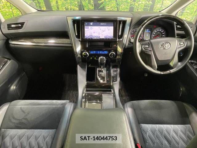 Toyota VELLFIRE 2015-06 288009-1