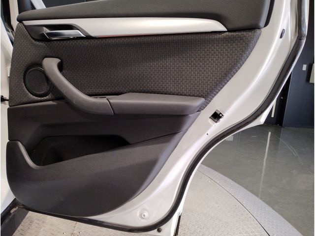 Bmw X1 2016-09 186742-28