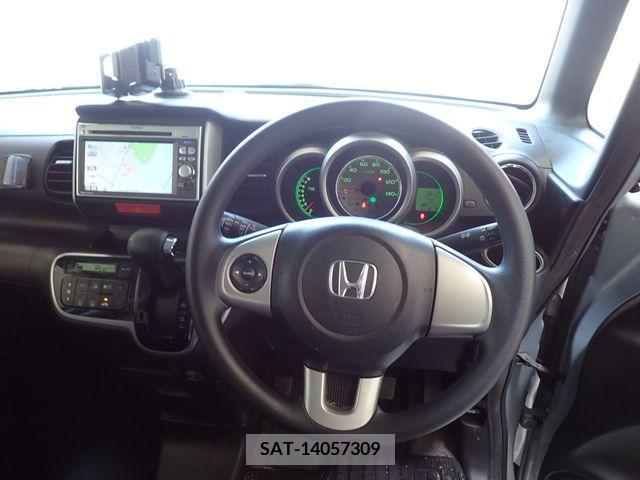 Honda N BOX 2013-07 333917-10