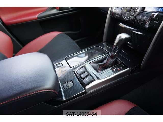 Toyota MARK X 2019-12 304421-11