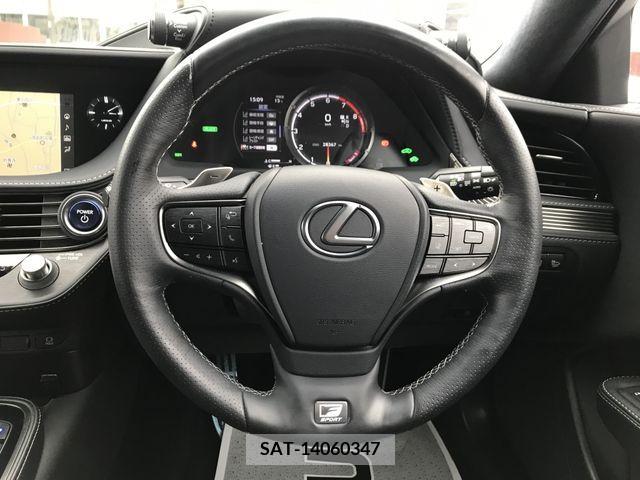 Lexus LS 2018-03 233837-12