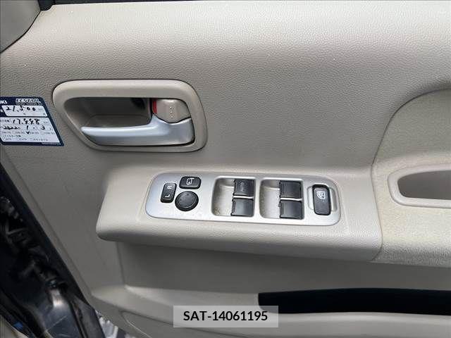 Suzuki EVERY WAGON 2013-01 227236-11