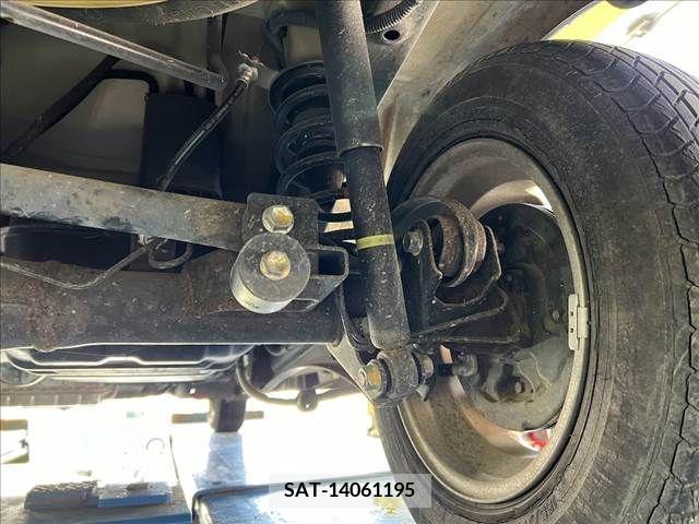 Suzuki EVERY WAGON 2013-01 227236-27