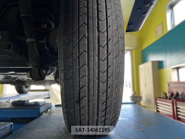 Suzuki EVERY WAGON 2013-01 227236-28