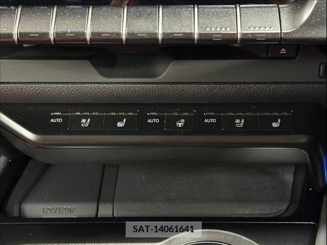 Lexus UX 2019-06 240146-5