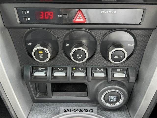 Toyota 86 2012-08 330222-4