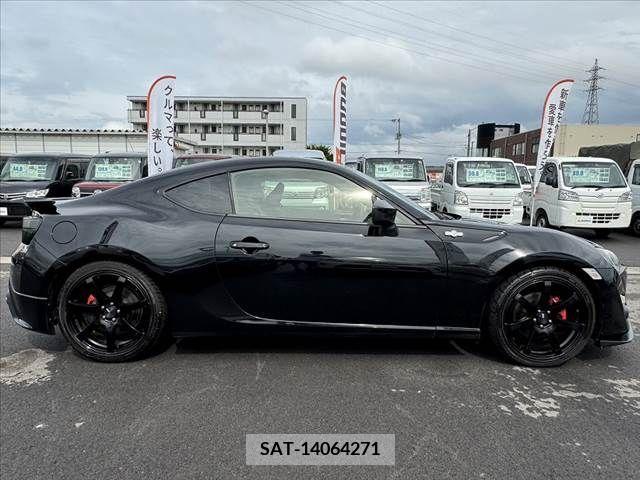 Toyota 86 2012-08 330222-11