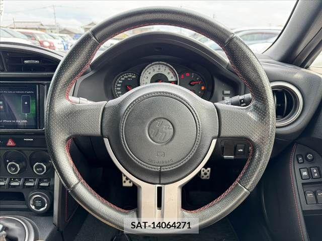 Toyota 86 2012-08 330222-20