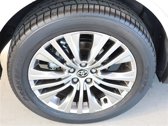 Toyota HARRIER 2022-03 10368-7