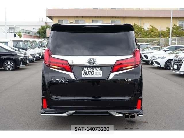 Toyota ALPHARD 2022-06 204075-5