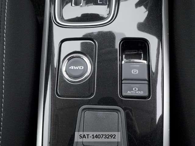 Mitsubishi OUTLANDER 2017-08 303324-15