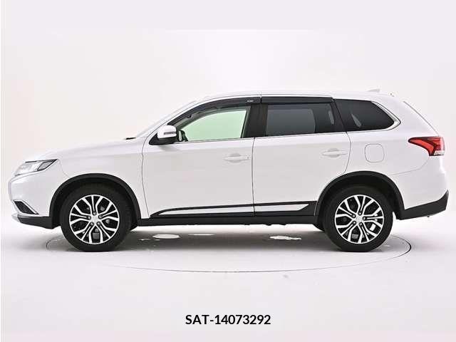Mitsubishi OUTLANDER 2017-08 303324-2